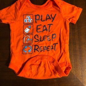 👶🏻 Play Eat Sleep Onesie